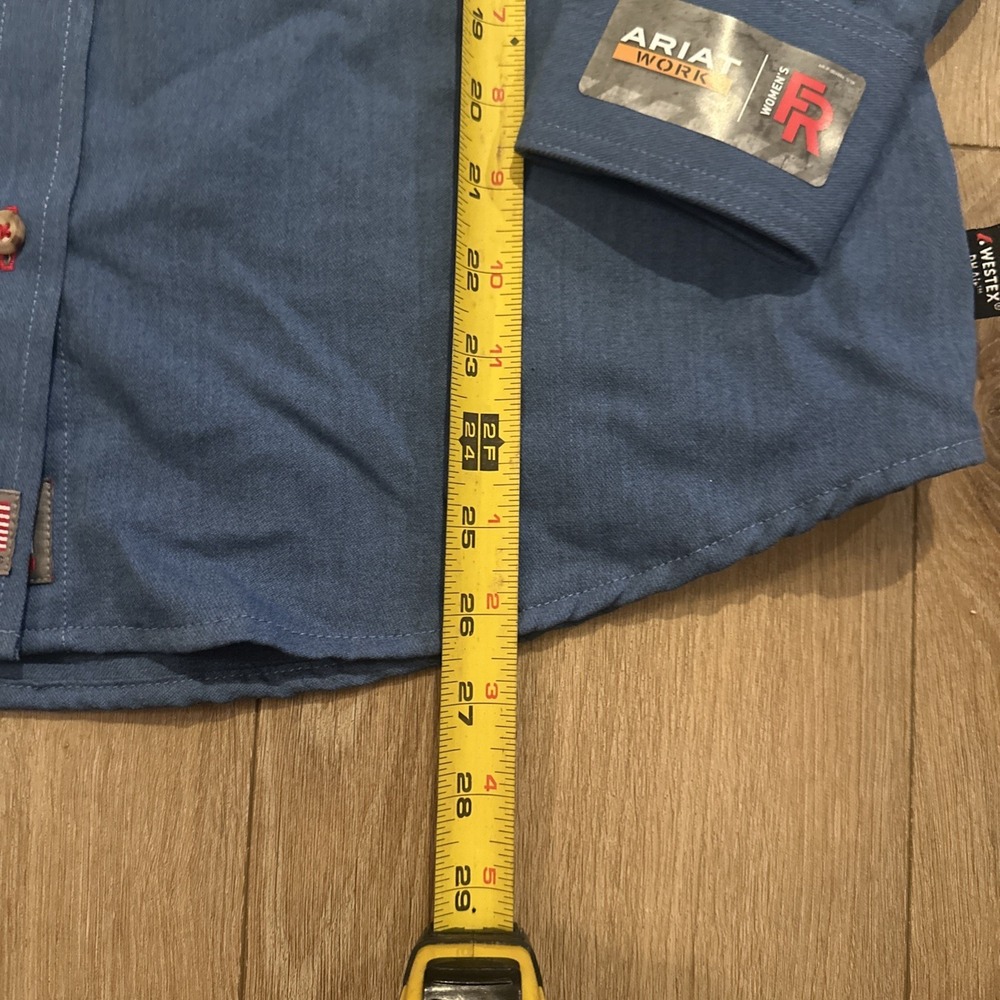 Ariat FR Featherlight Work Shirt Womens Medium Blue Long Sleeve Flame Resistant - Picture 6 of 10